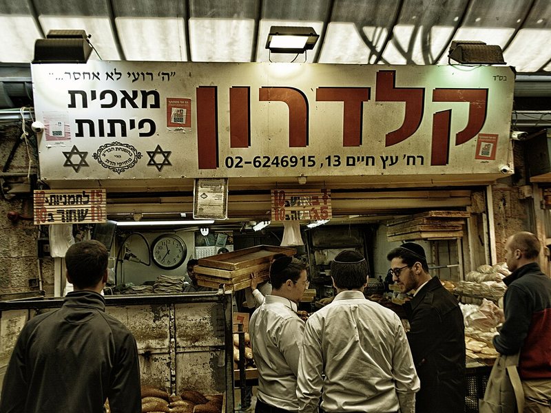 תצלום הקשור להאם דמוקרטיה גורמת לצמיחה כלכלית?