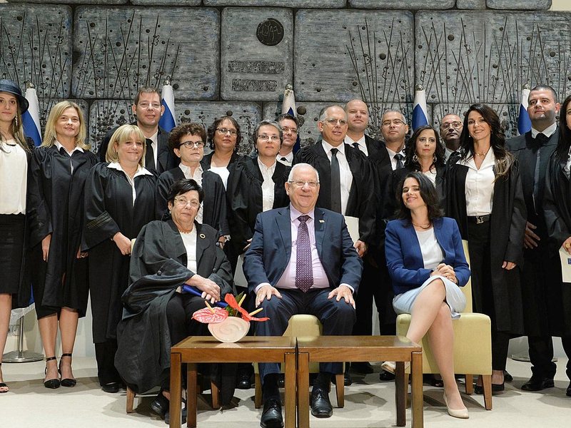 תצלום על הרפורמה המשפטית ודפוס פופוליסטי רחב